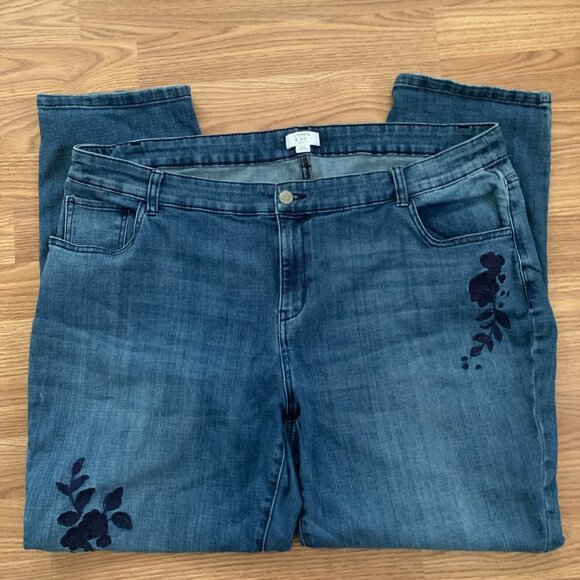 Crown Ivy Straight Curvy Leg Jeans jeans Size 22W - Picture 9 of 15